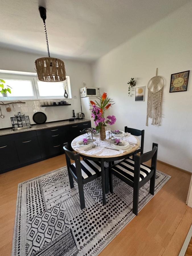 Cosy Family Apartment Marina Kastela Near Airport Zewnętrze zdjęcie